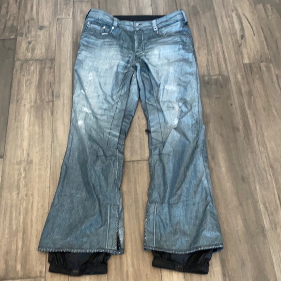 Burton Other - Burton The Jeans GORE-TEX Snowboard Insulated Pant